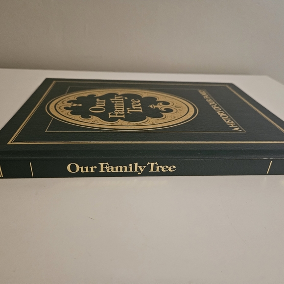 Our Family Tree Vintage Blank Genealogy Book - Picture 6 of 9